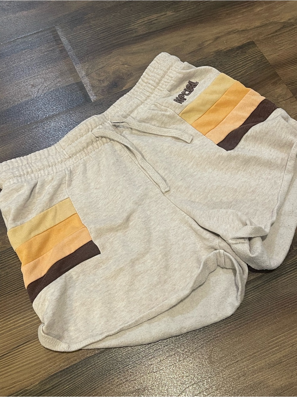 Rip Curl Retro Stripe Lounge Shorts Women’s Size Small Cream Cozy Sweat Shorts